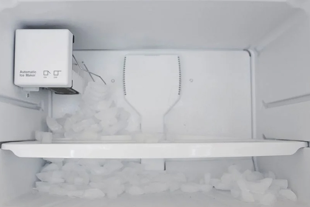 Buzdolabının Alt Kısmı ve İçi Neden Buz Tutar? Buzlanma Yapan Buzdolabına Ne Yapılır?